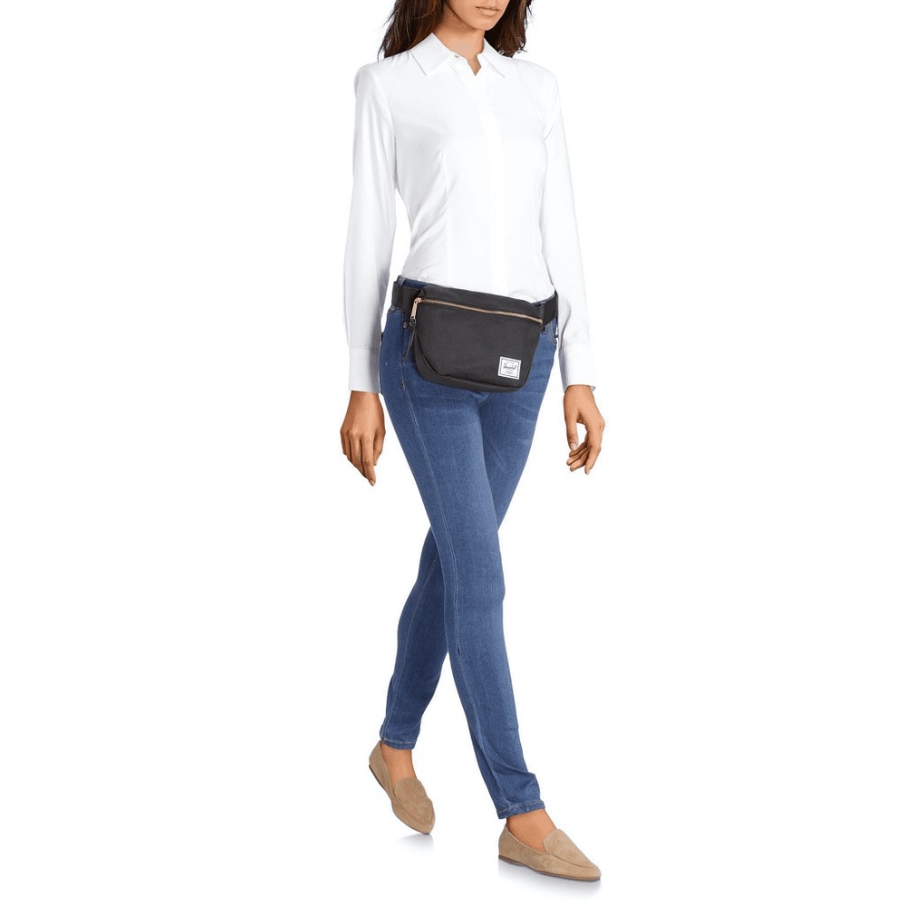 Herschel Supply Co. Fifteen Fanny Pack Black - NWT